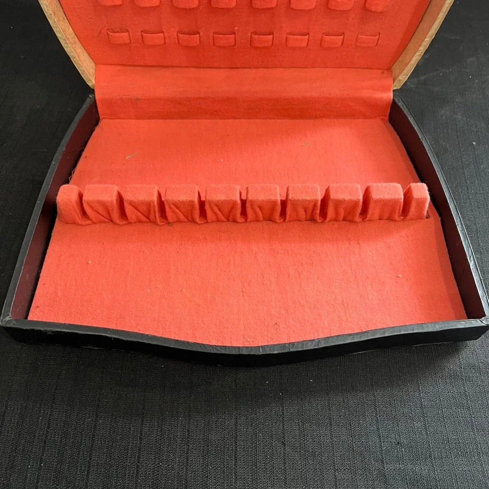 Vintage Mid Century Modern Flatware Chest coral‎ Felt Lining Tan Black